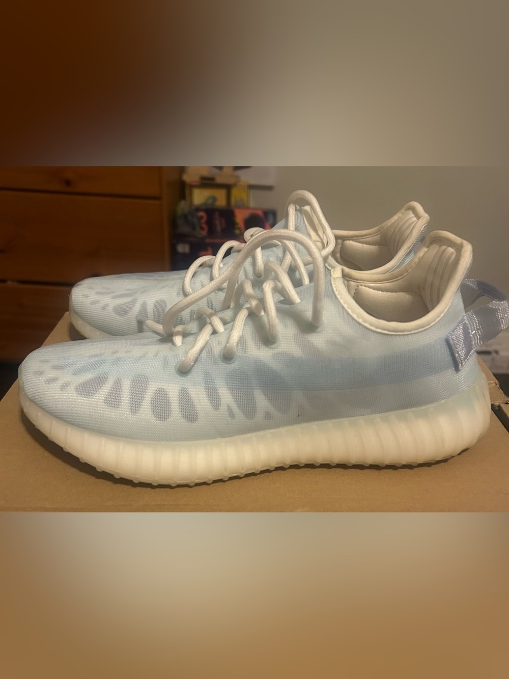 Adidas Yeezy boost 350 V2 - Picture 3 of 7